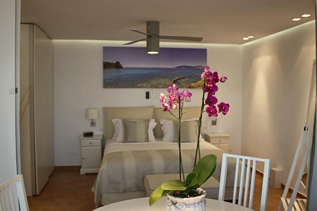 The Infinity 180 Luxury Suites Milia Ngoại thất bức ảnh