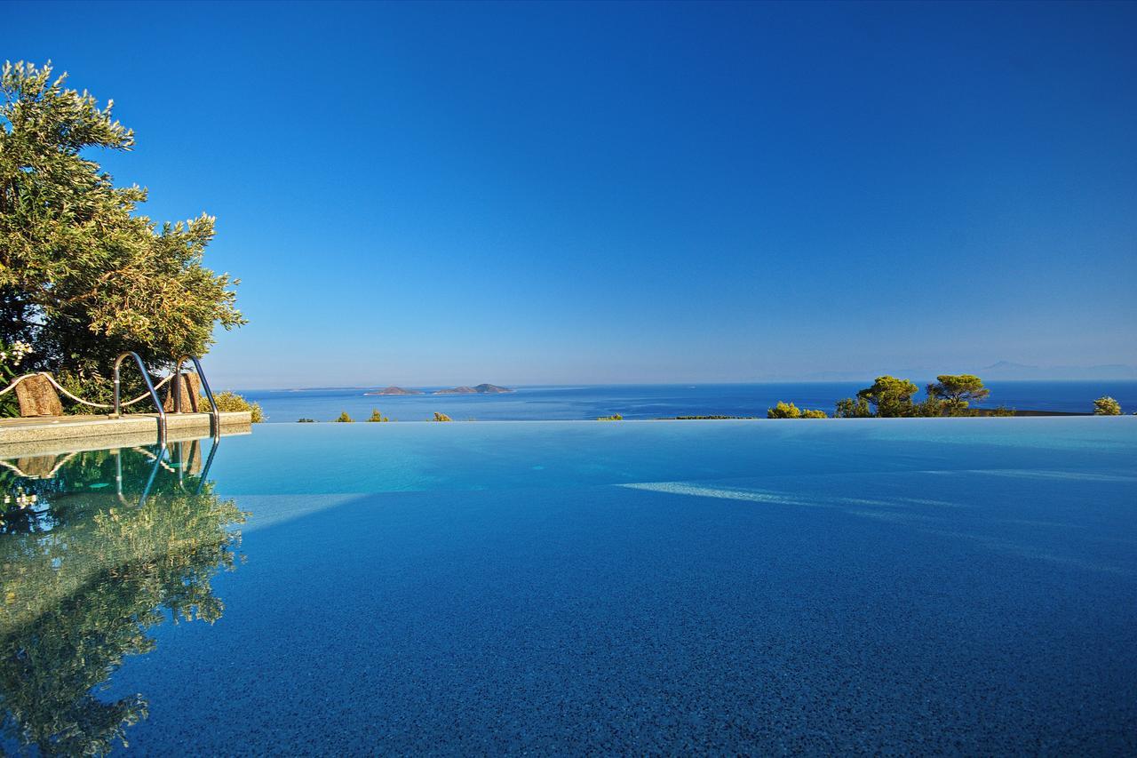 The Infinity 180 Luxury Suites Milia Ngoại thất bức ảnh